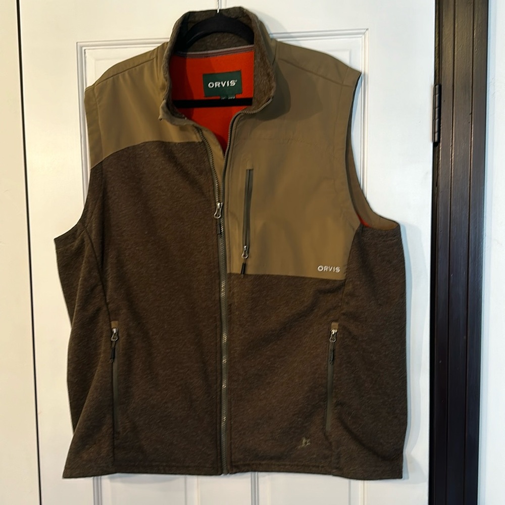 Orvis Men’s Vest- size XL